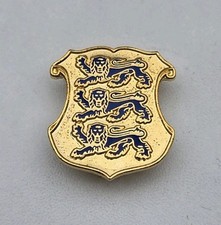 ENGLAND GOLD SHIELD PIN BADGE