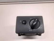 Ford Focus 2010 Light switch