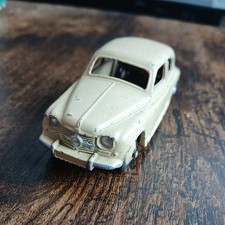 Dinky Toys #156 Rover 75