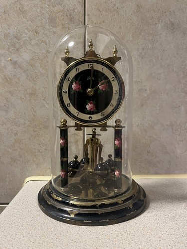 Estyma koma german - estyma, clock