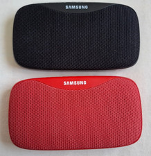 PAIR OF SAMSUNG LEVEL SLIM EO-SG930 BLUETOOTH PORTABLE SPEAKERS (NO CABLES)