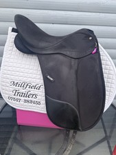 17 Inch Isabell Werth Dressage Saddle Adjustable Gullet Flocked