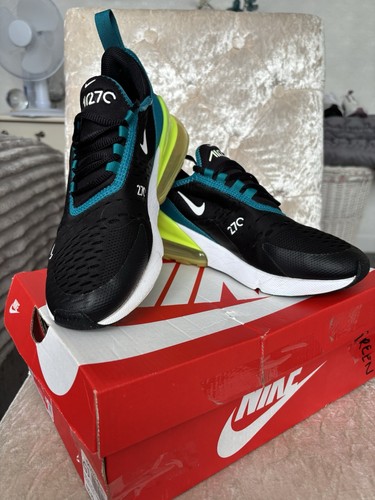 Nike air 270s