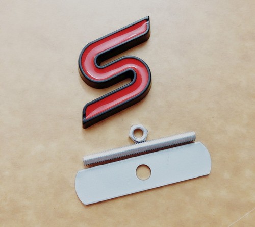Black red zetec grille - red,