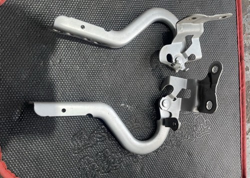 Genuine toyota yaris bonnet - toyota,