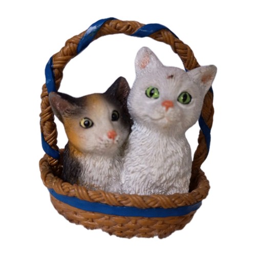 Vintage resin kittens - resin, in
