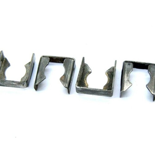 Fuel injector clips - clips, x4