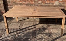Teak garden table - Gloster