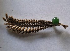 Vintage Gold‑Tone Leaf