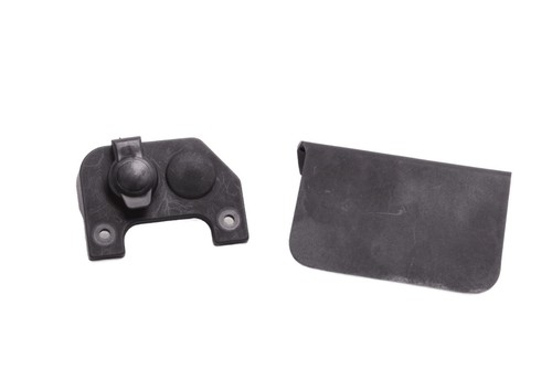 Cover socket side panel