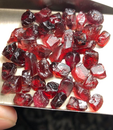 130 natural rhodolite - ct,