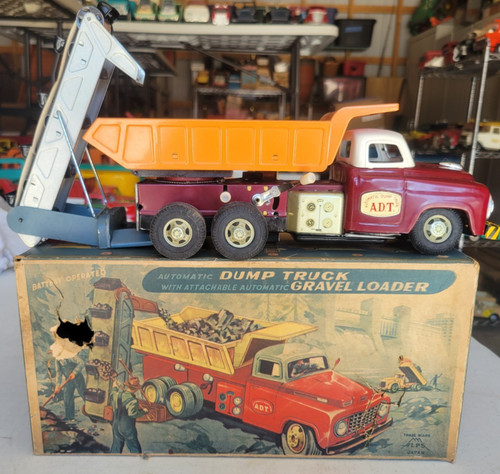 Vintage japan tin toy - tin, adt
