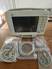 MONITOR  + DOCKING STATION + POWER SUPPLY + FULL LEADS +HISTORY SERVICE