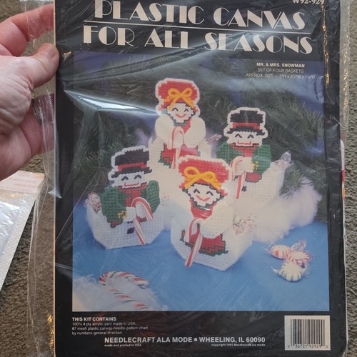Needlecraft ala mode - mode, plastic