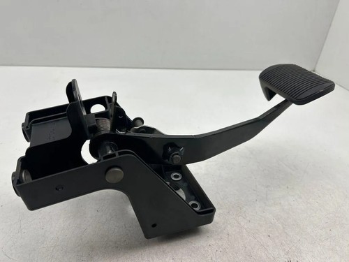 Jaguar x250 brake pedal - jaguar,