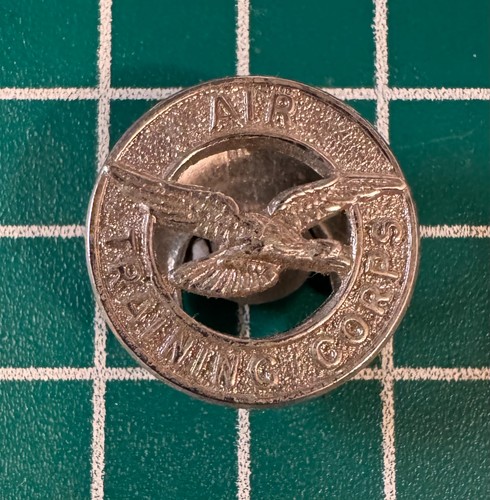 Air training corps lapel - air,