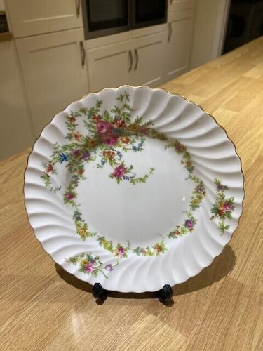Pretty vintage fine bone - pretty,