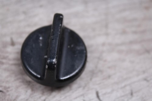 Oil cap - closure, filler