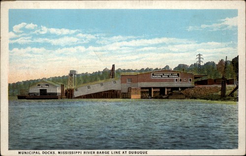 Dubuque iowa municipal - municipal, docks