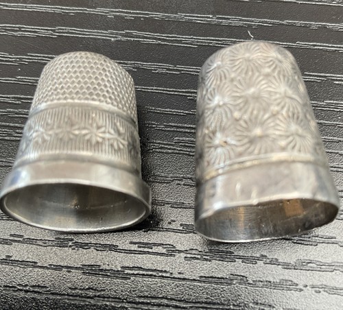 Two thimbles marked - thimbles, ch