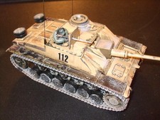 FORCES OF VALOR-GERMAN STURMGESCHUTZ III-(1/32 SCALE)