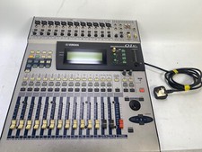 Yamaha 01v digital - 01v, mixing