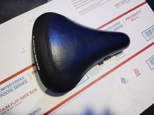 GT LAUNCHPAD SEAT