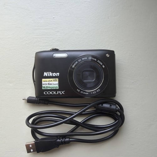 Nikon digital camera coolpix - digital,