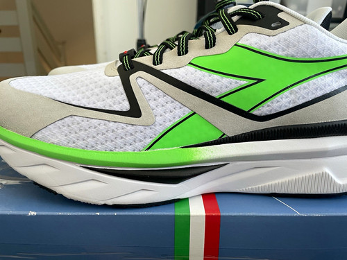 Diadora atomo v7000 cushioned - diadora,