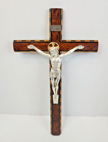 Large wooden wall mount - large,