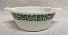 Pyrex serving bowl vintage - serving,