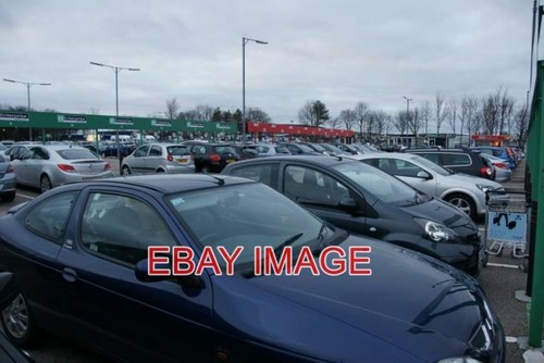 Photo rental hire car park - car,