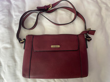 Ollie& Nic burgundy handbag