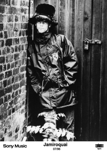 Jamiroquai promo photo 1996 - jamiroquai,