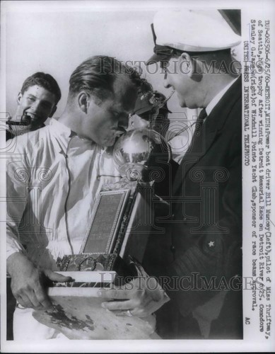1960 press photo power boat - press,