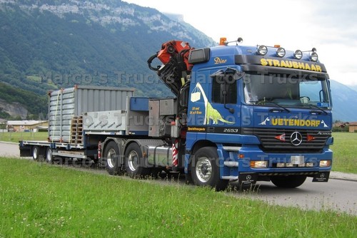 Truck photo mercedes - truck,