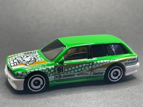Hot wheels bmw wagon mint - hot,