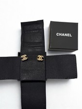 Chanel gold CC logo stud