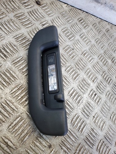 Mercedes e220 roof grab - mercedes, handle