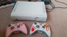 X Box 360 S 250GB Console With Cables, Games, and 2x Controllers
