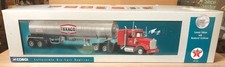 Mint limited edition Corgi (1:50 scale) die-cast Kenworth W925 Texaco semi lorry