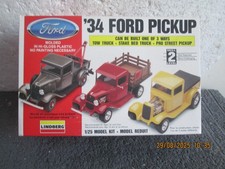 1/25   LINDBERG  '34  FORD  PICKUP  BUILD 1 OF 3 WAYS   MODEL KIT  (72157)