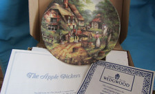 WEDGWOOD FINE BONE CHINA THE