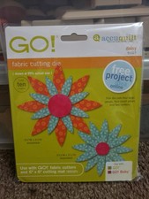 Accuquilt Go! 55327 Daisy Fabric Cutting Die.