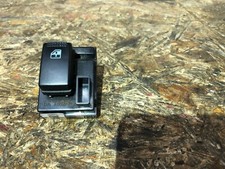 2005 HYUNDAI COUPE 3DR FRONT PASSENGER SIDE LEFT WINDOW SWITCH 93575-2C910