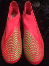 New men's adidas predator laceless astro turf trainers,size 9,Solar red /green.