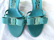 SALVATORE FERRAGAMO..TURQUOISE BLUE..BOW..SLIDE..OPEN TOE..KITTEN HEELS..NEW 5.5