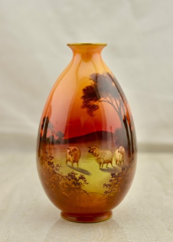 Antique 1900 royal doulton - c.1900,