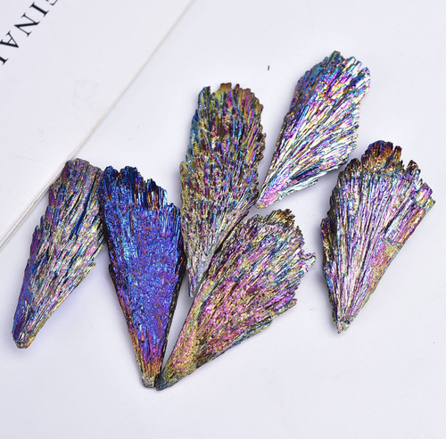 Natural quartz crystal - quartz, stone