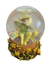Border Fine Arts Flower